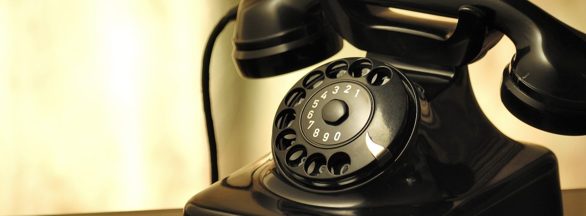 広告を利用したクロスセル・アップセルが電話勧誘販売の対象に（特定商取引法施行令改正）