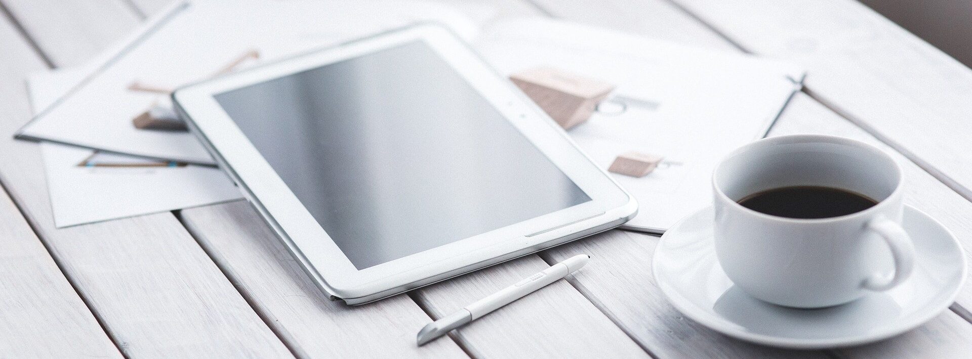 特定商取引法の紙ベースでの書面交付義務は「時代にそぐわない規制」か？（2021.2.3、2021.2.19、2021.6.11追記）