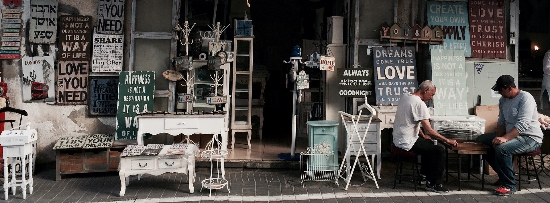 消費者は、いったいなにを「消費」しているのか